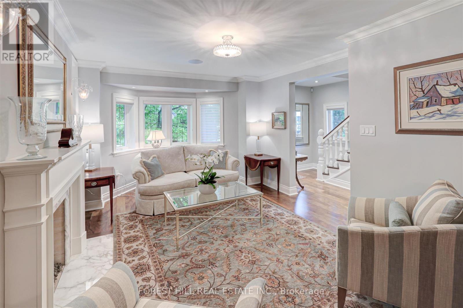 












465 SPADINA ROAD

,
Toronto (Forest Hill South),




Ontario
M5P2W5

