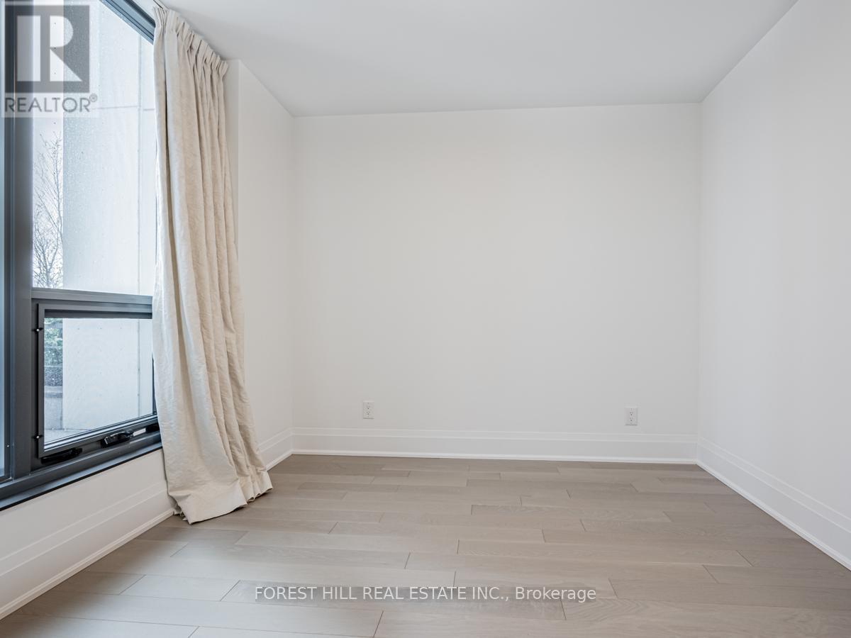 












201 - 280 HOWLAND AVENUE

,
Toronto (Annex),




Ontario
M5R0C3

