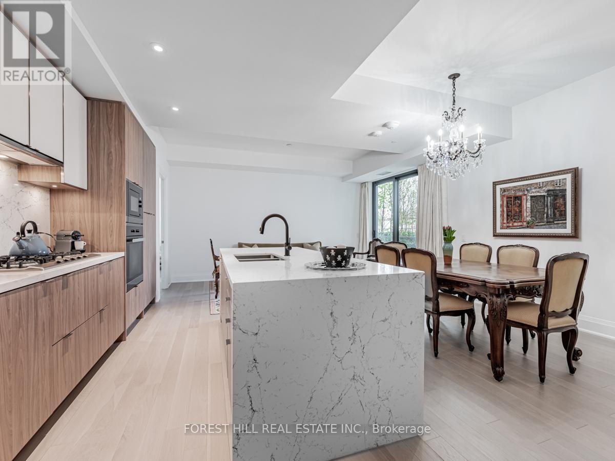 












201 - 280 HOWLAND AVENUE

,
Toronto (Annex),




Ontario
M5R0C3

