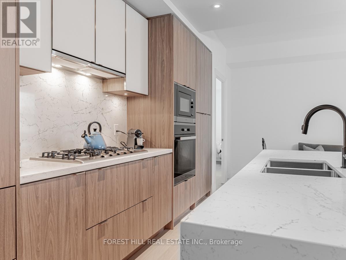 












201 - 280 HOWLAND AVENUE

,
Toronto (Annex),




Ontario
M5R0C3

