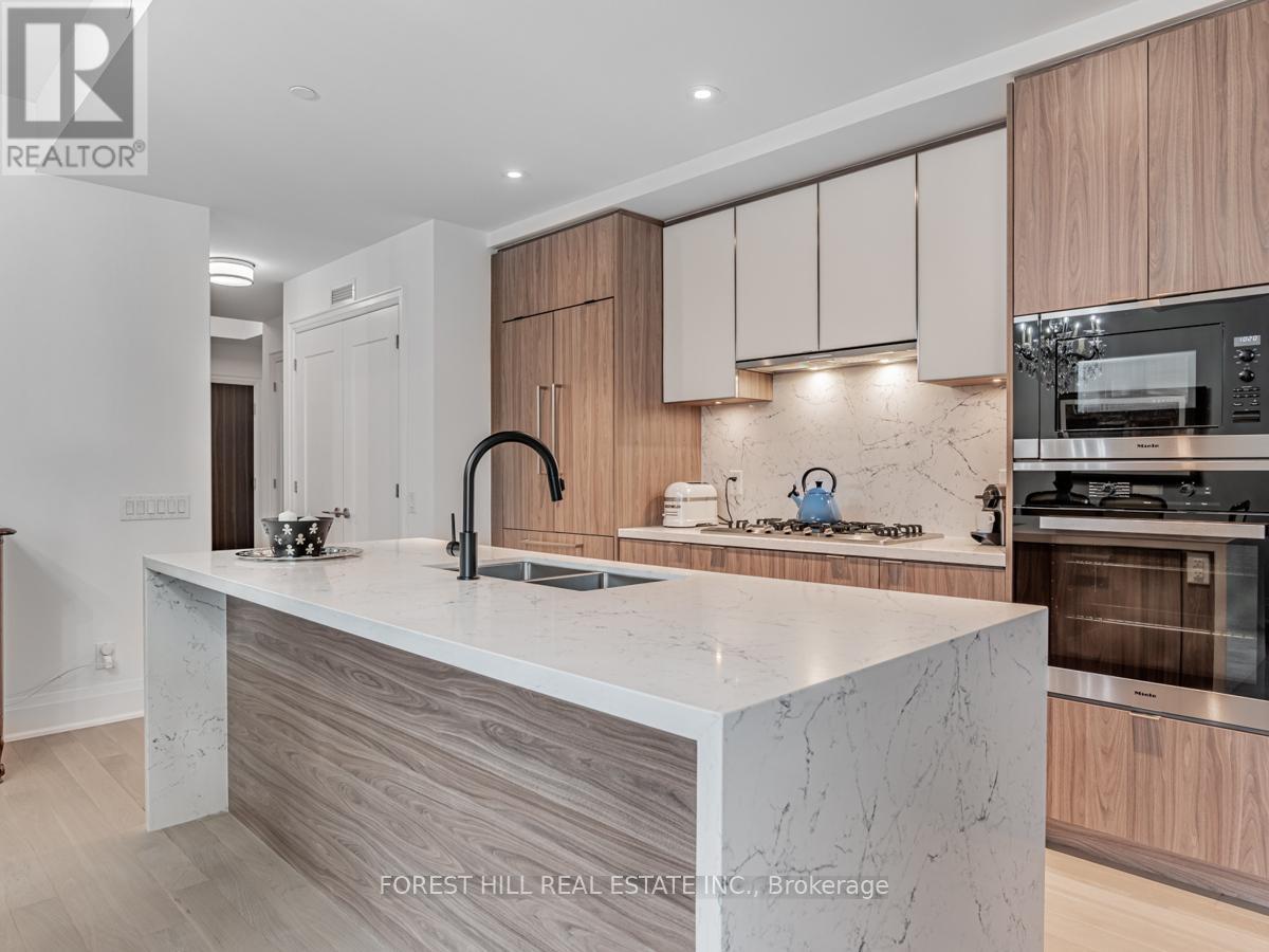 












201 - 280 HOWLAND AVENUE

,
Toronto (Annex),




Ontario
M5R0C3

