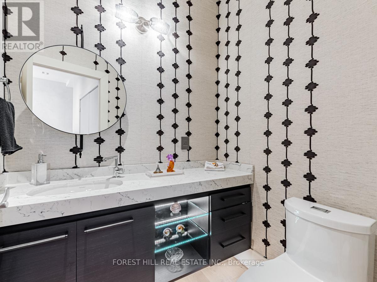 












PH2 - 181 BEDFORD ROAD

,
Toronto (Annex),




Ontario
M5R0C2

