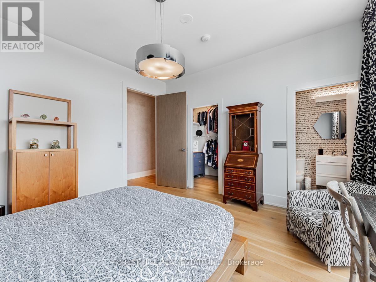 












PH2 - 181 BEDFORD ROAD

,
Toronto (Annex),




Ontario
M5R0C2

