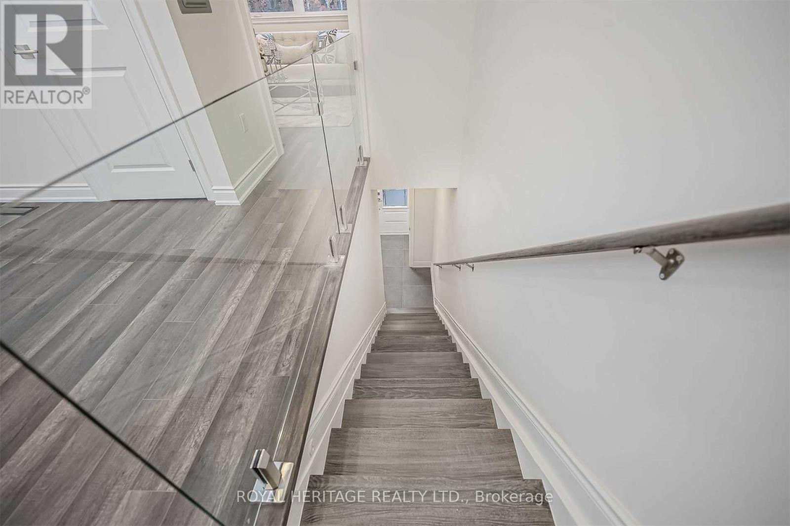 












66A BELLEVUE AVENUE

,
Toronto (Kensington-Chinatown),




Ontario
M5T2N4


