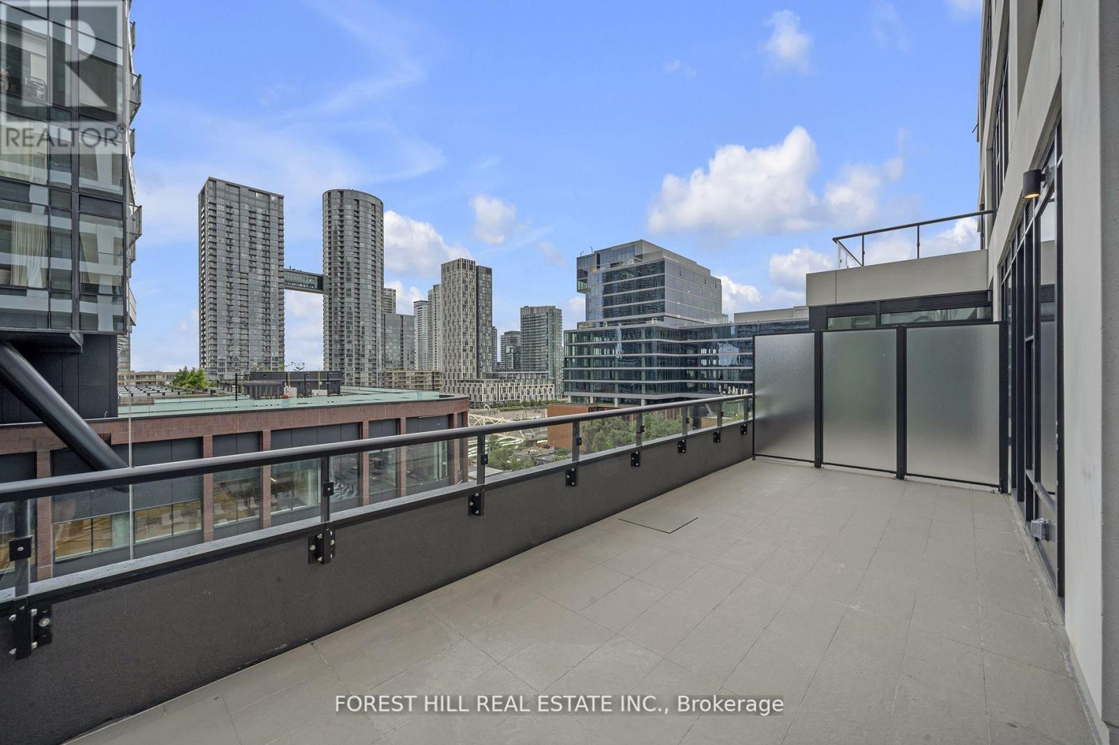 












707 - 455 WELLINGTON STREET W

,
Toronto (Waterfront Communities),




Ontario
M5V0V8

