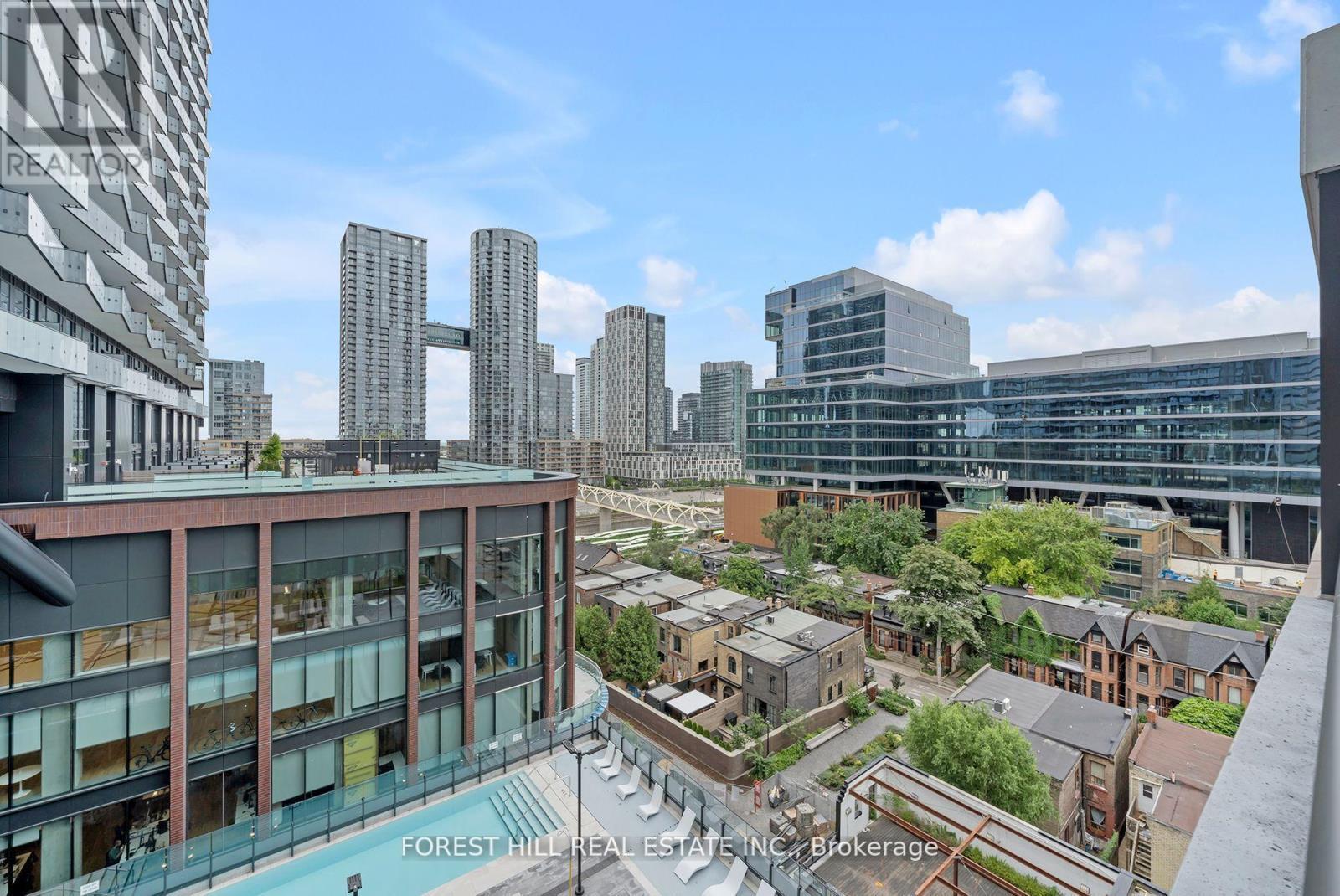 












707 - 455 WELLINGTON STREET W

,
Toronto (Waterfront Communities),




Ontario
M5V0V8

