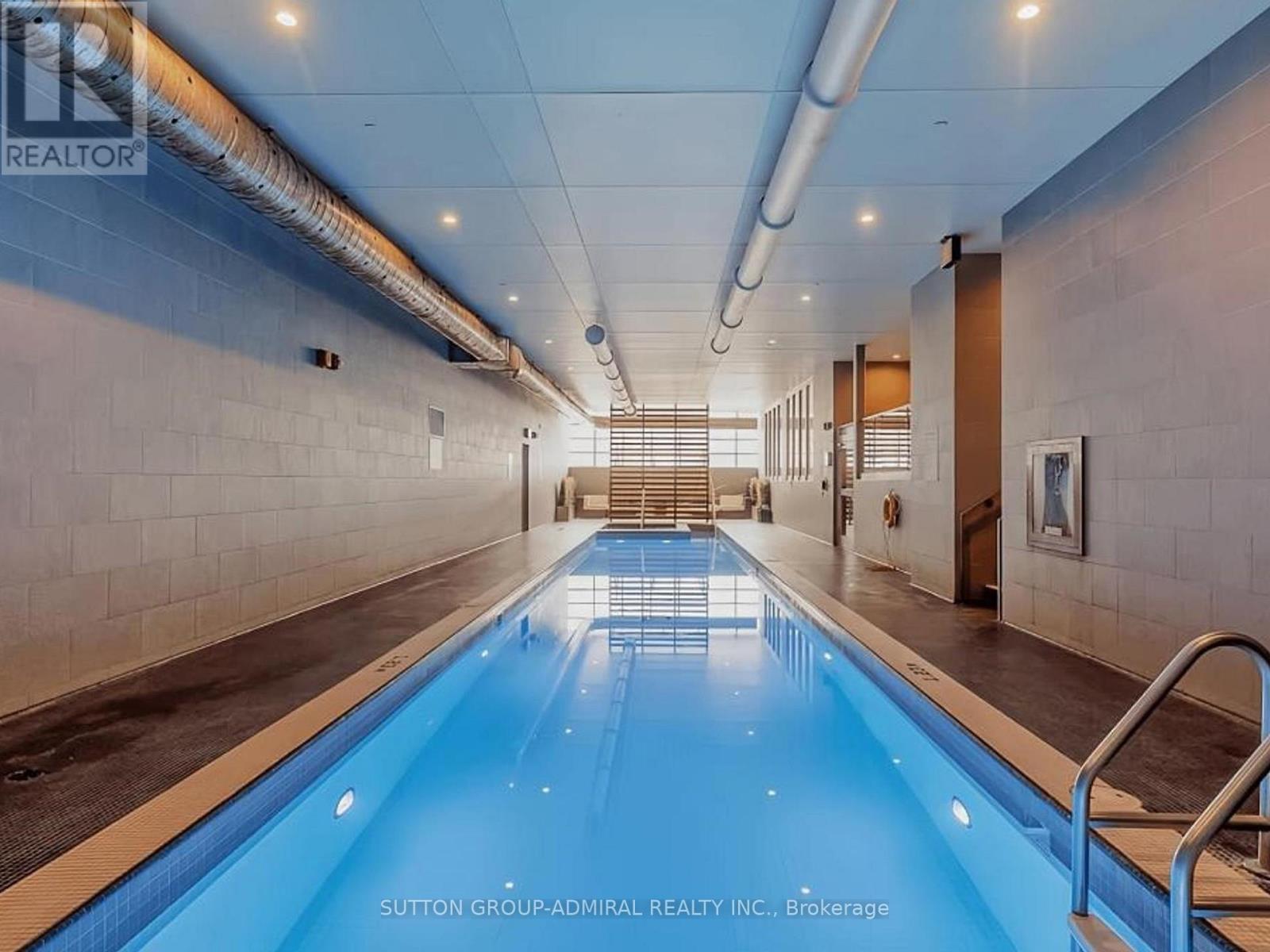












1710 - 21 ICEBOAT TERRACE

,
Toronto (Waterfront Communities),




Ontario
M5V4A5

