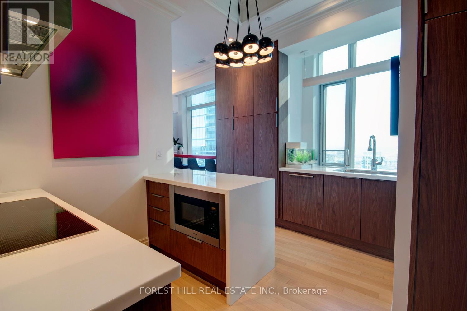 












3904 - 311 BAY STREET

,
Toronto (Bay Street Corridor),




Ontario
M5H4G5

