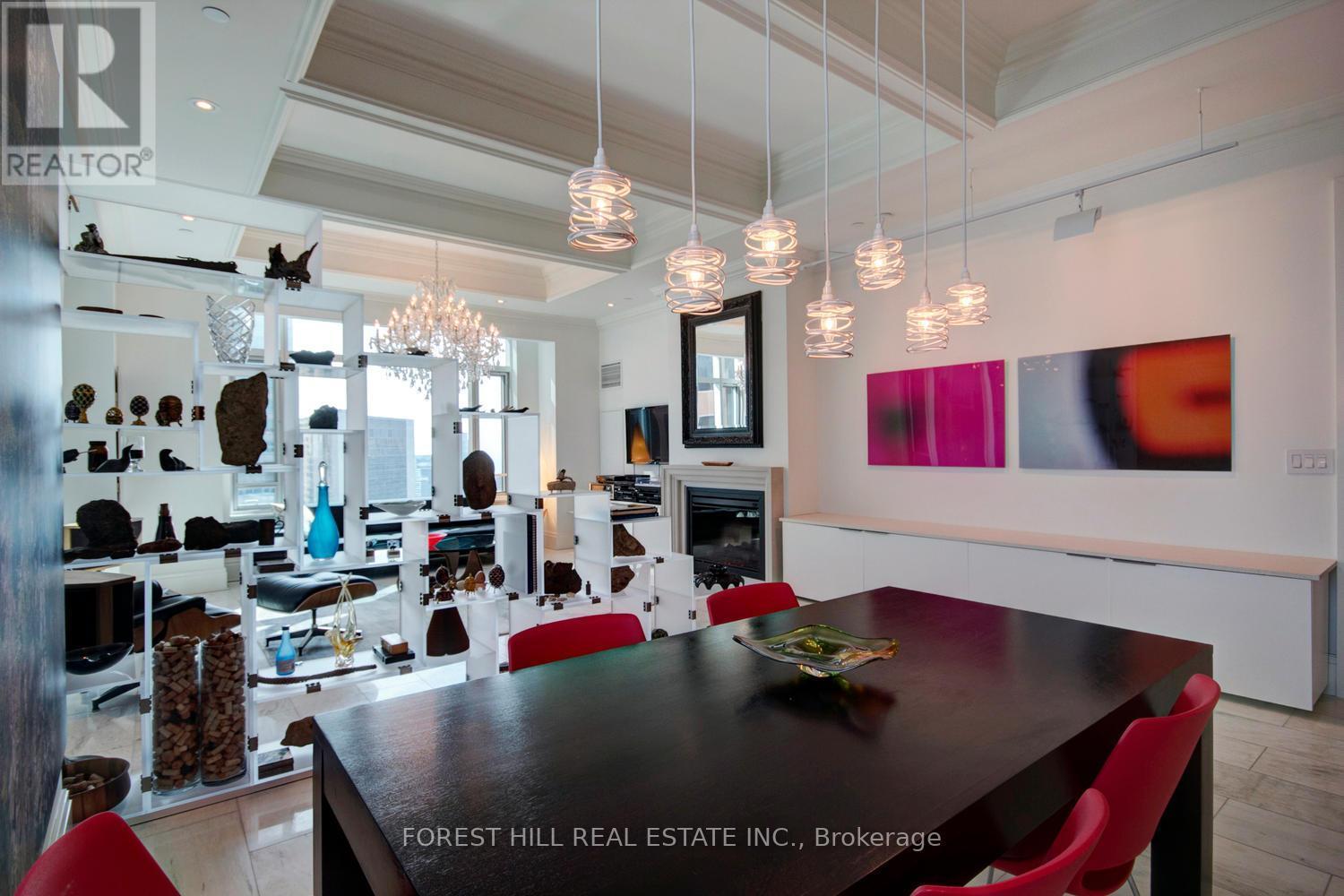 












3904 - 311 BAY STREET

,
Toronto (Bay Street Corridor),




Ontario
M5H4G5


