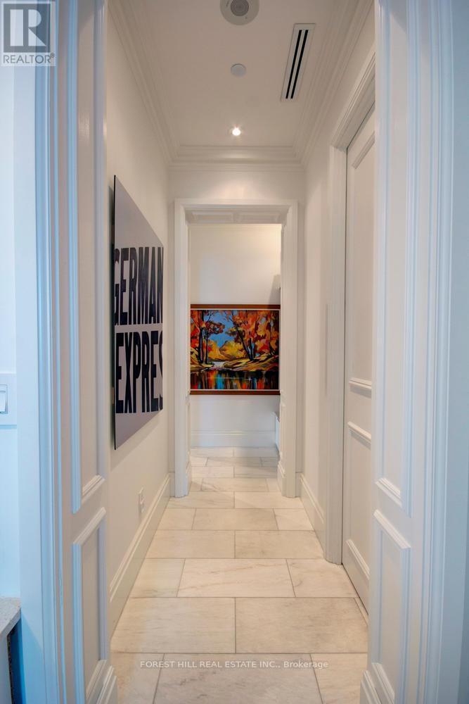 












3904 - 311 BAY STREET

,
Toronto (Bay Street Corridor),




Ontario
M5H4G5

