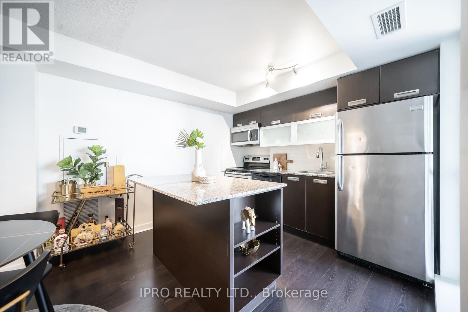 












1511 - 100 WESTERN BATTERY ROAD

,
Toronto (Niagara),




Ontario
M6K3S2

