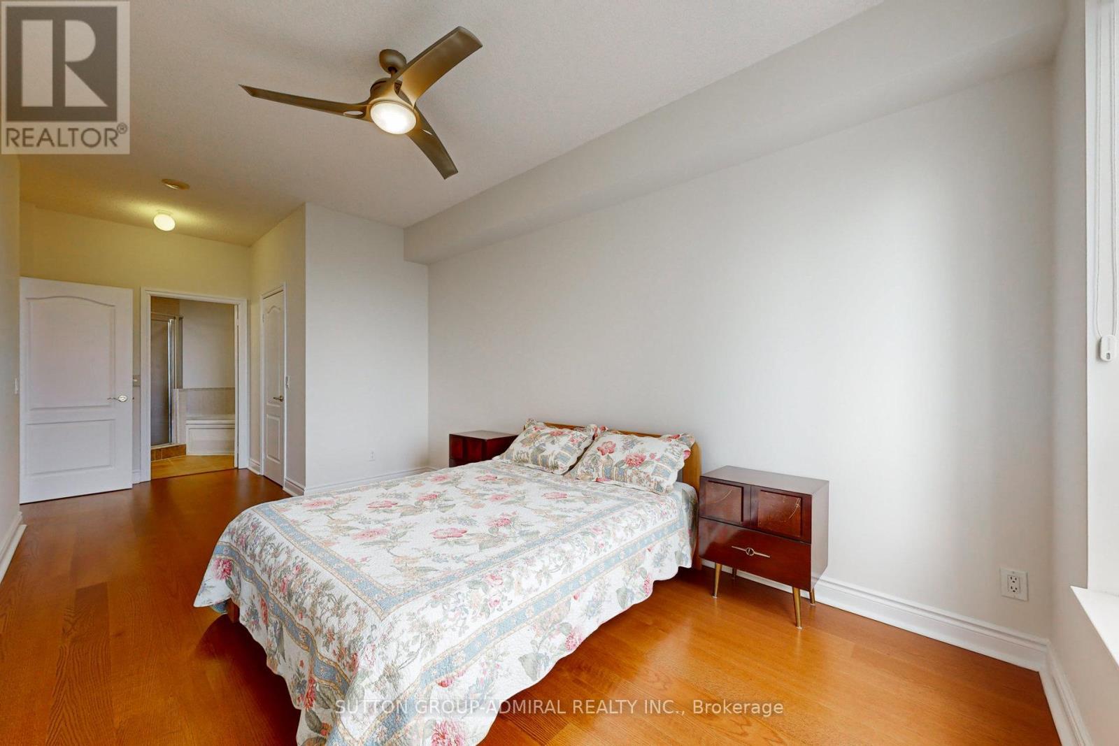 












1502 - 1101 LESLIE STREET

,
Toronto (Banbury-Don Mills),




Ontario
M3C4G3

