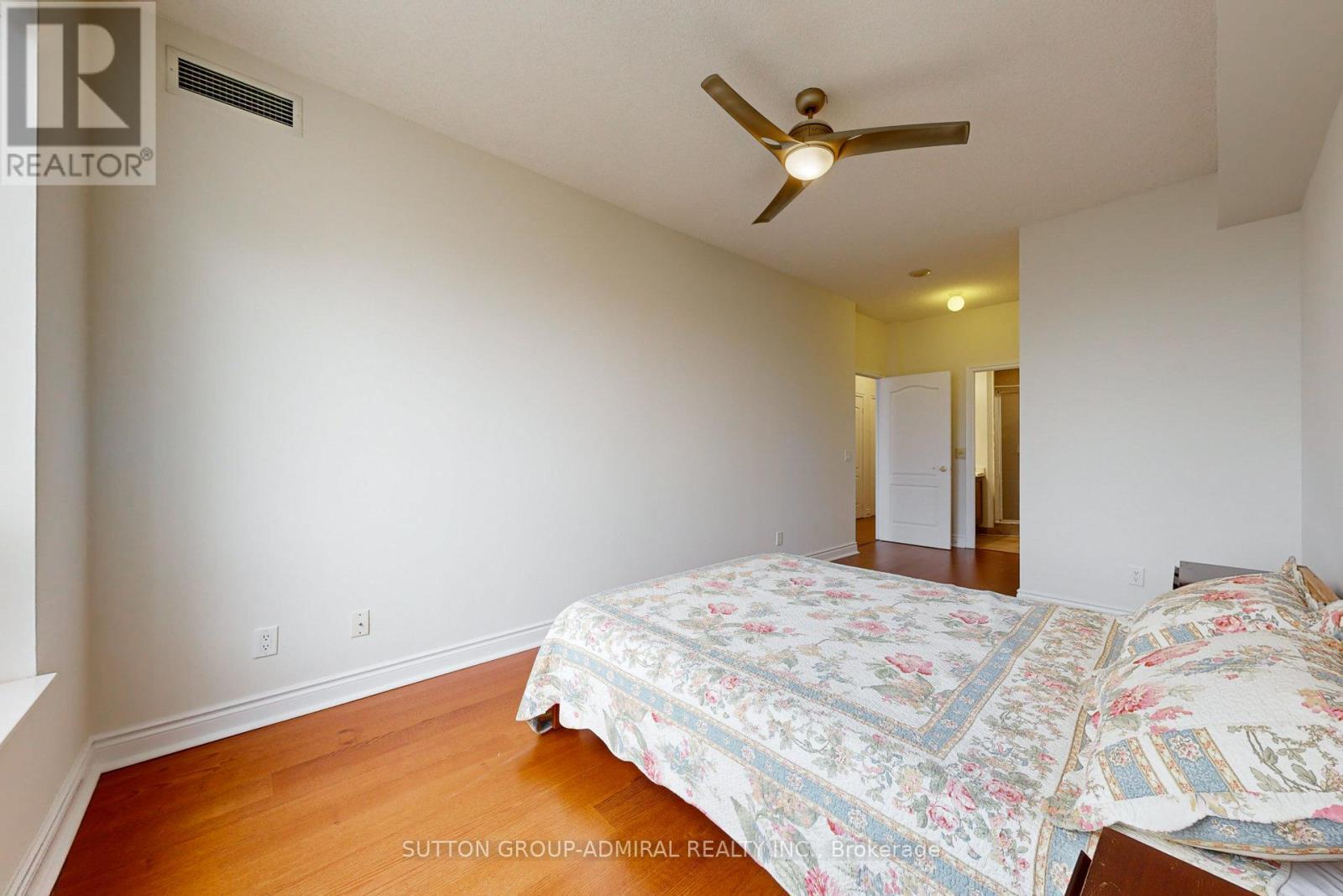 












1502 - 1101 LESLIE STREET

,
Toronto (Banbury-Don Mills),




Ontario
M3C4G3

