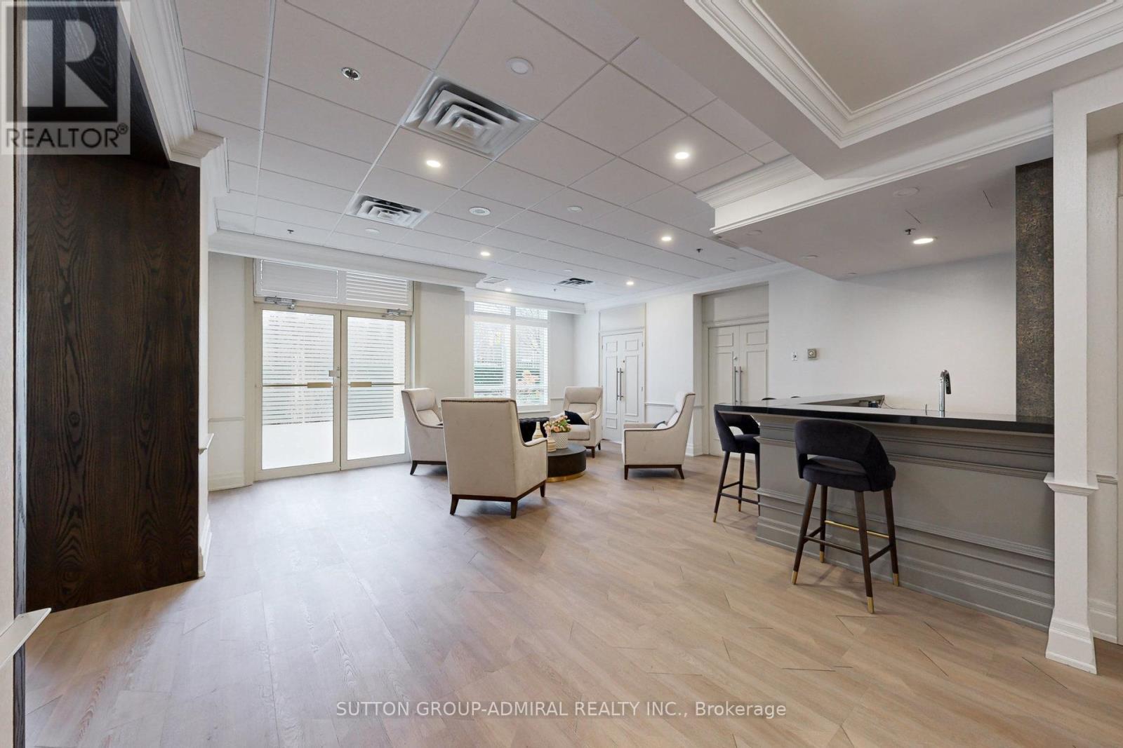 












1502 - 1101 LESLIE STREET

,
Toronto (Banbury-Don Mills),




Ontario
M3C4G3

