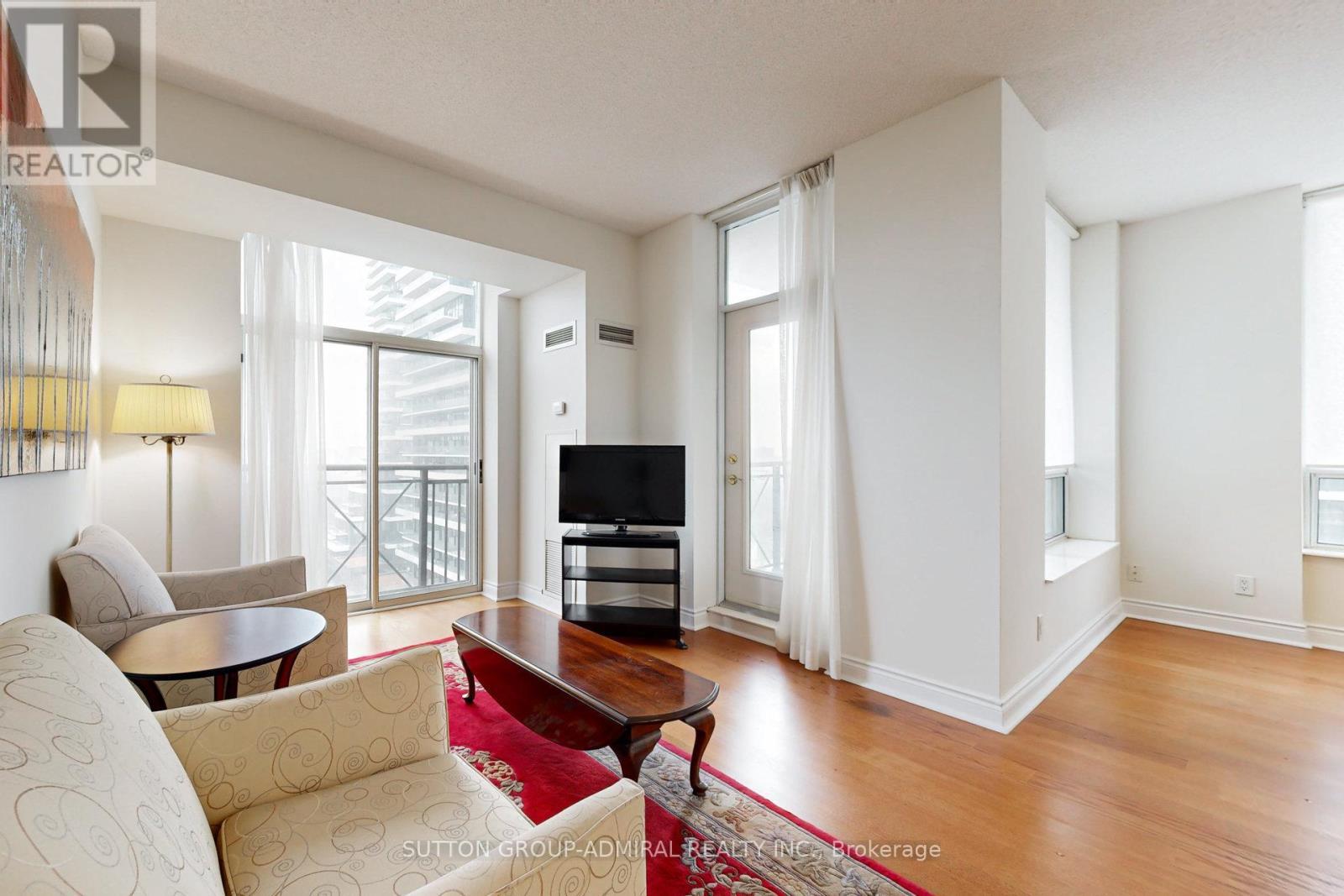 












1502 - 1101 LESLIE STREET

,
Toronto (Banbury-Don Mills),




Ontario
M3C4G3

