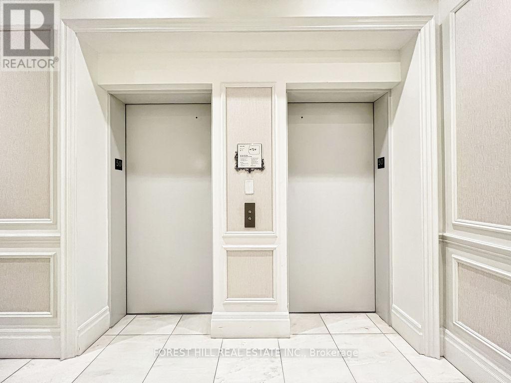 












5001 - 311 BAY STREET

,
Toronto (Bay Street Corridor),




Ontario
M5H4G5

