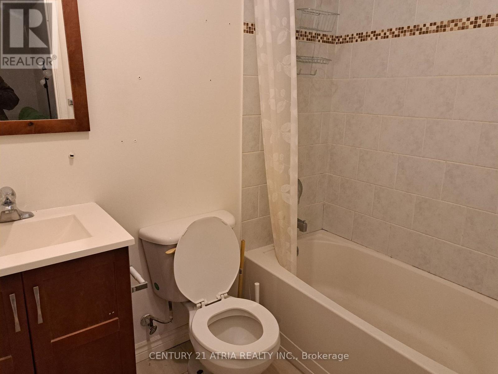 












302 - 366 COLLEGE STREET

,
Toronto (Kensington-Chinatown),




Ontario
M5T1S6

