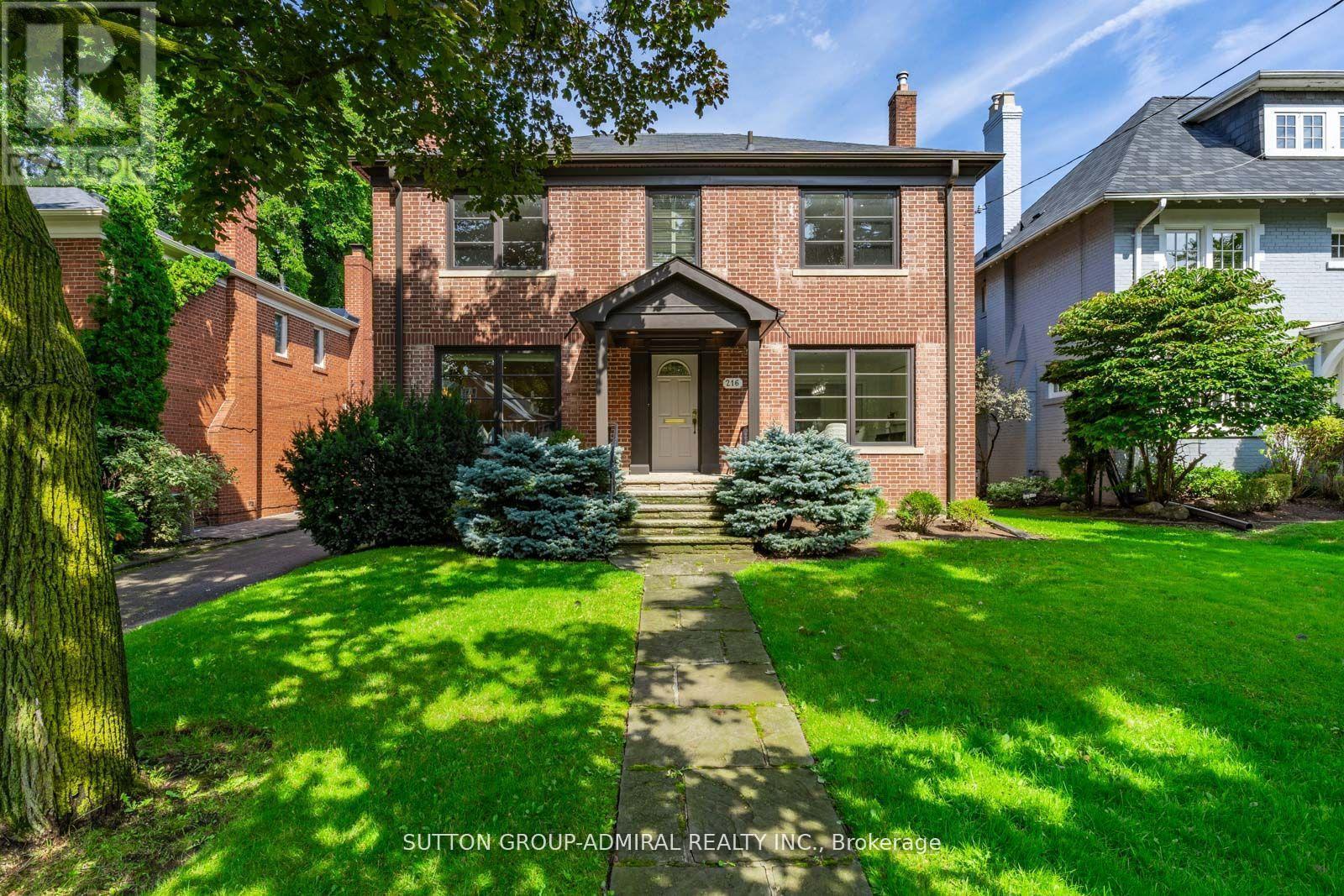 












216 GLENCAIRN AVENUE

,
Toronto (Lawrence Park South),




Ontario
M4R1N2

