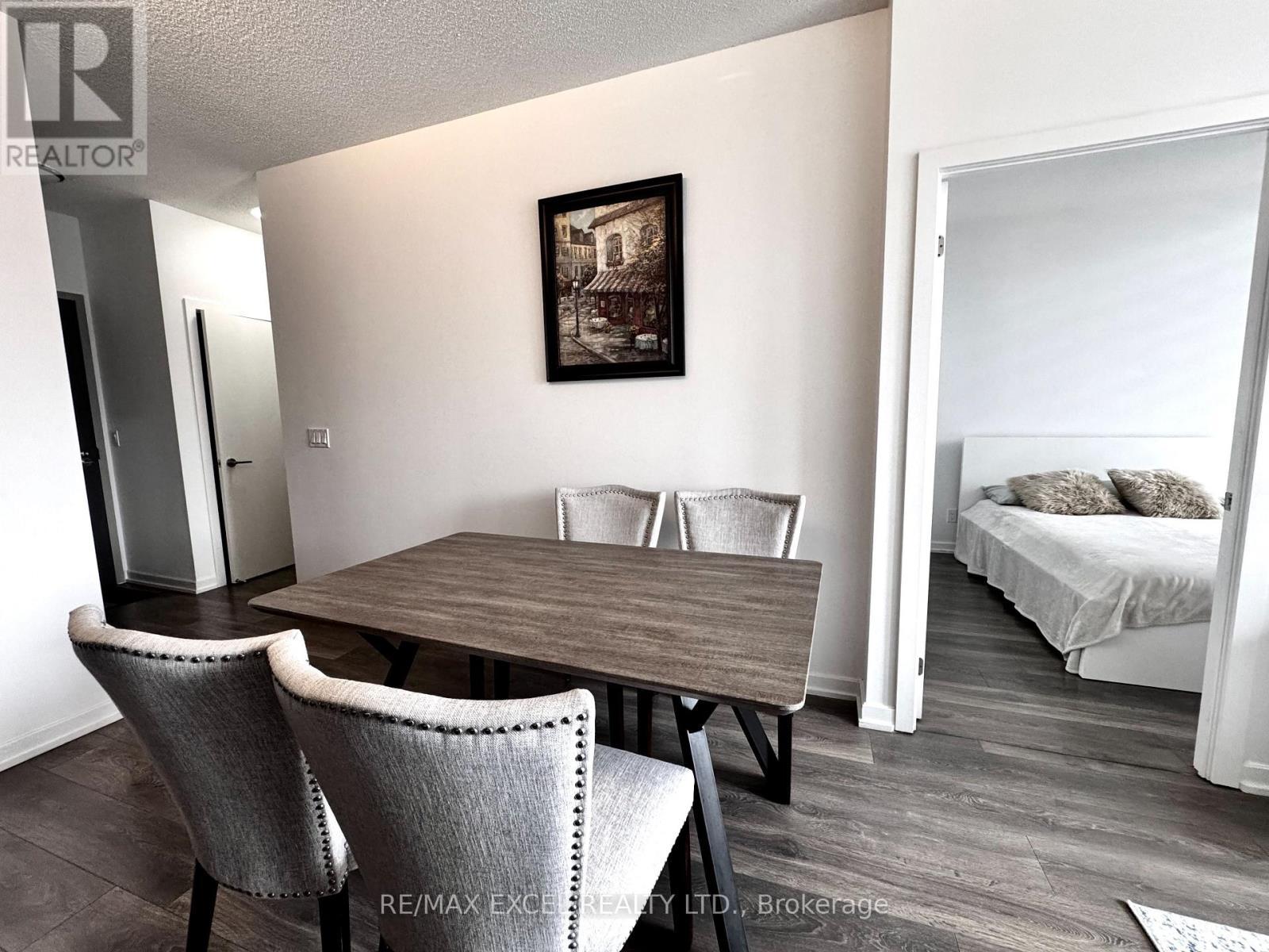 












A03 - 36 FOREST MANOR ROAD

,
Toronto (Henry Farm),




Ontario
M2J1M5

