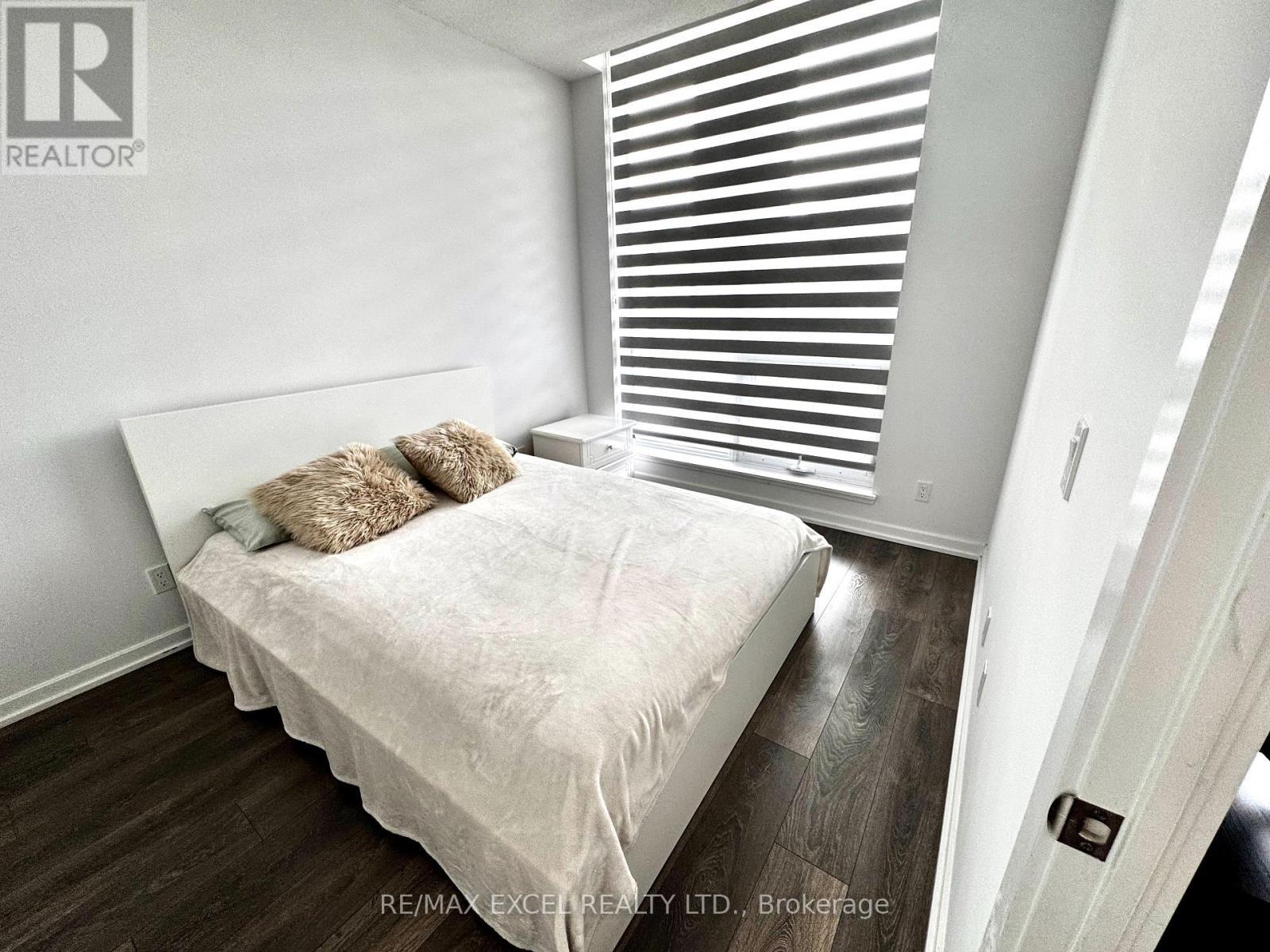 












A03 - 36 FOREST MANOR ROAD

,
Toronto (Henry Farm),




Ontario
M2J1M5


