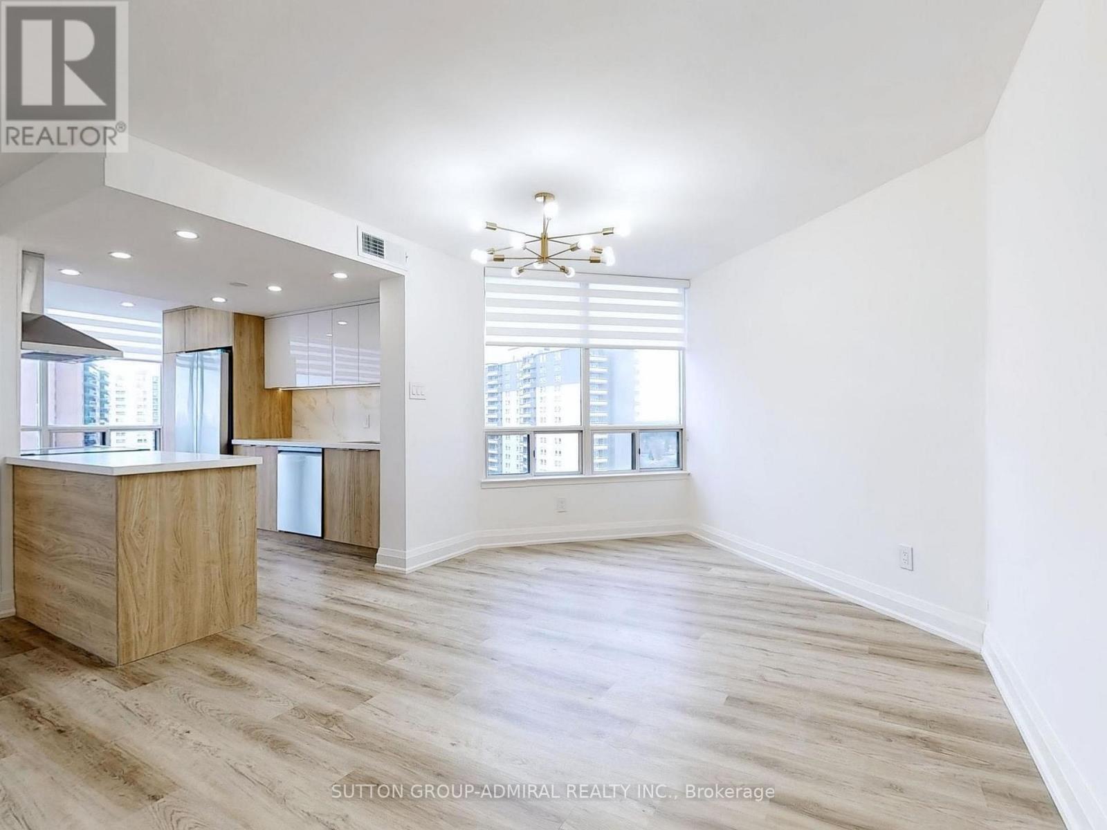 












1210 - 1101 STEELES AVENUE W

,
Toronto (Westminster-Branson),




Ontario
M2R3W5

