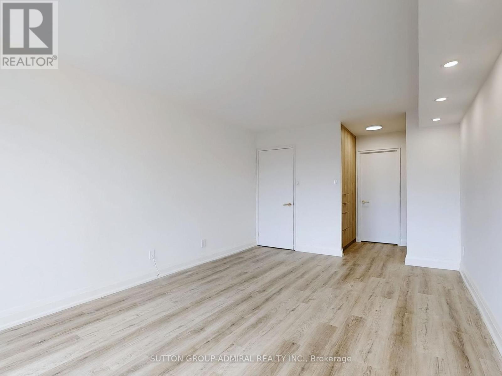












1210 - 1101 STEELES AVENUE W

,
Toronto (Westminster-Branson),




Ontario
M2R3W5

