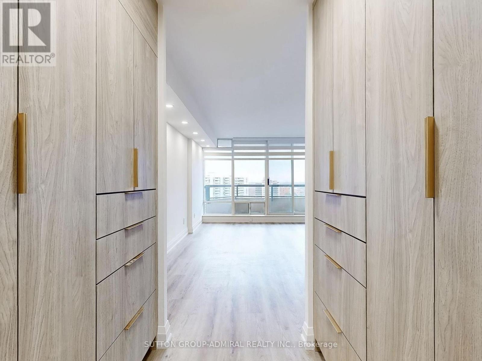 












1210 - 1101 STEELES AVENUE W

,
Toronto (Westminster-Branson),




Ontario
M2R3W5

