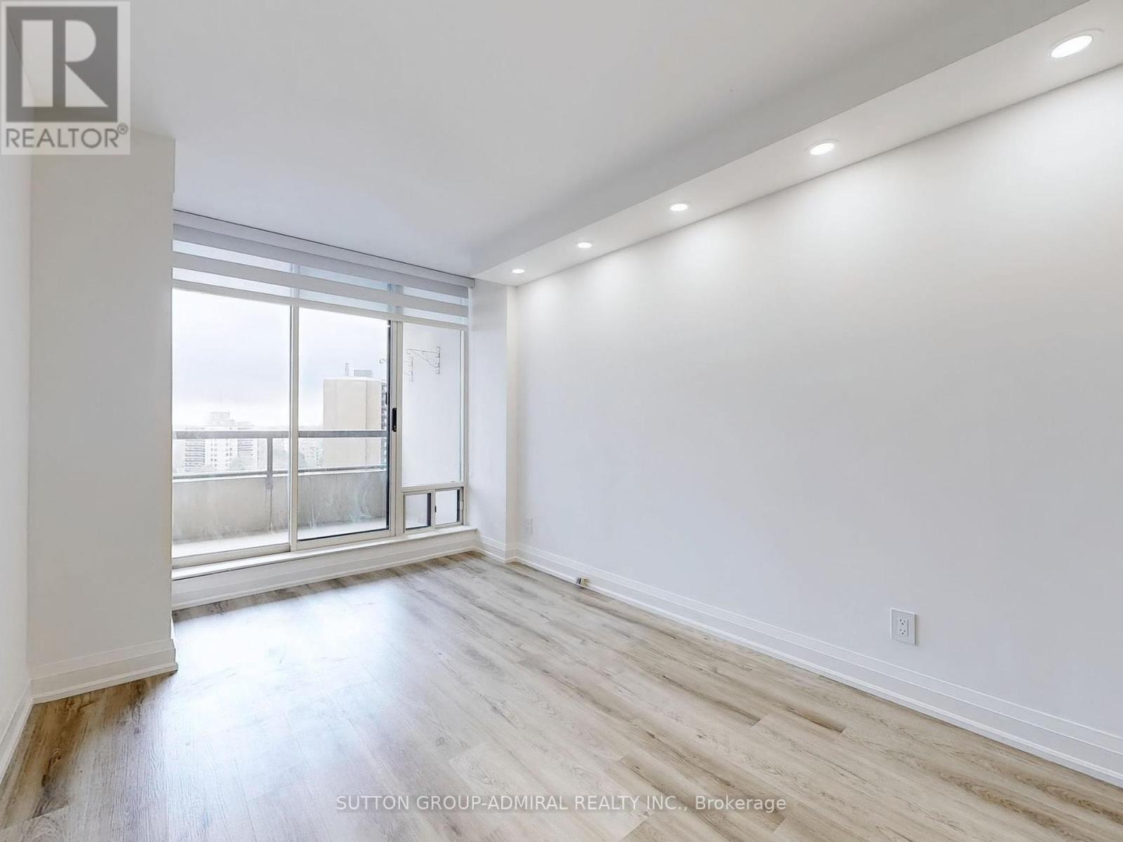 












1210 - 1101 STEELES AVENUE W

,
Toronto (Westminster-Branson),




Ontario
M2R3W5

