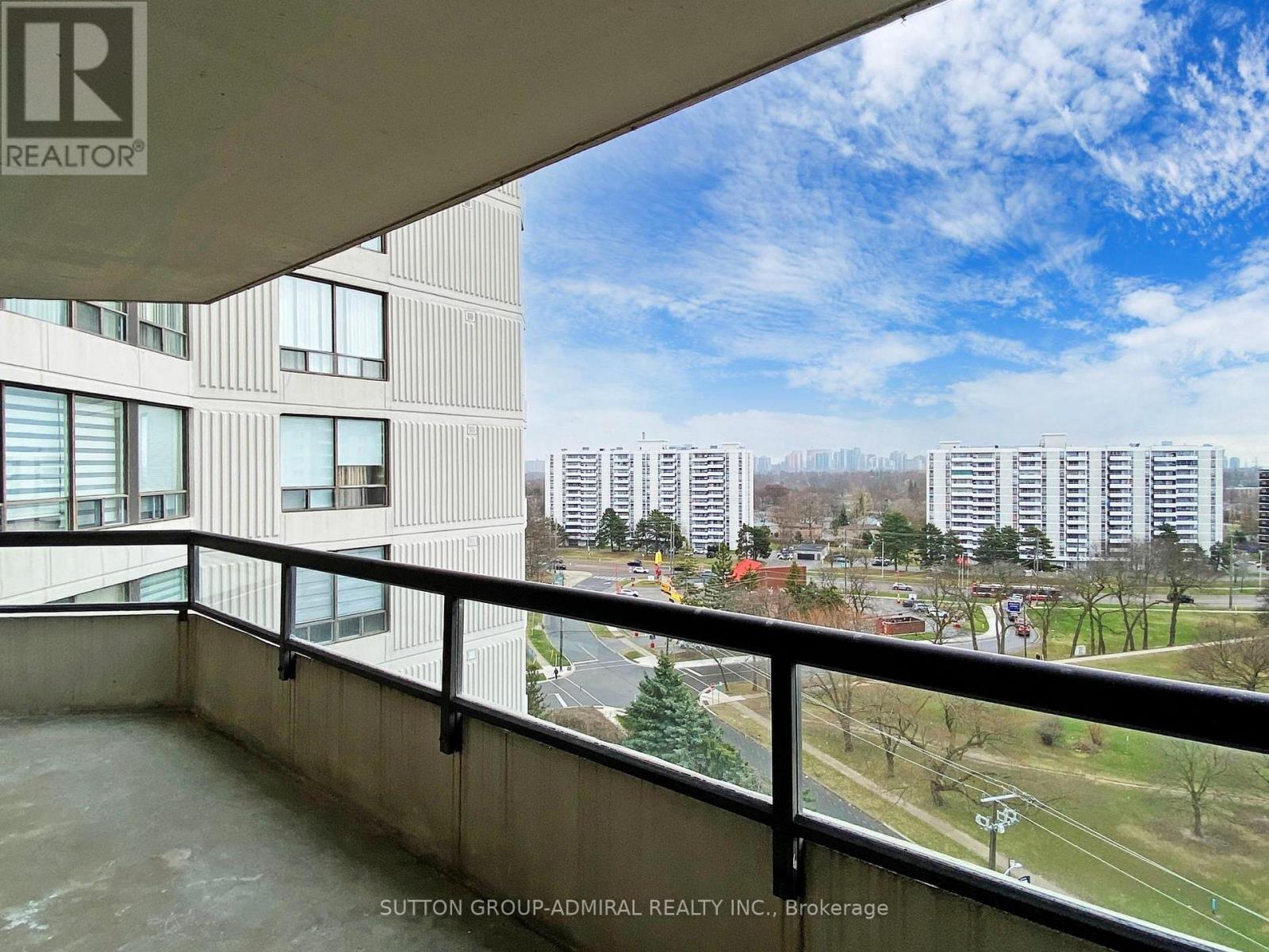 












1210 - 1101 STEELES AVENUE W

,
Toronto (Westminster-Branson),




Ontario
M2R3W5


