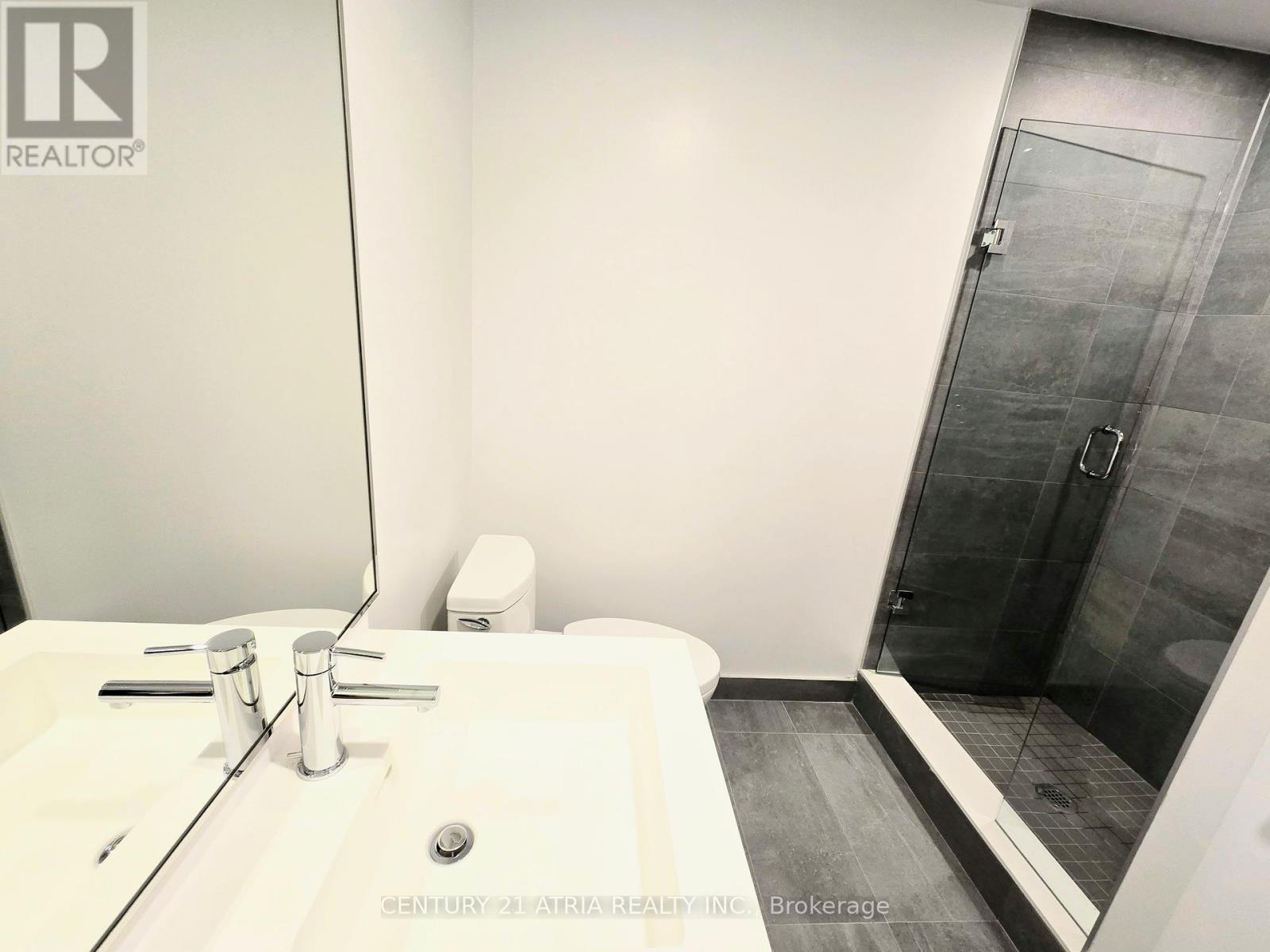












1002 - 28 EASTERN AVENUE

,
Toronto (Moss Park),




Ontario
M5A0Y2

