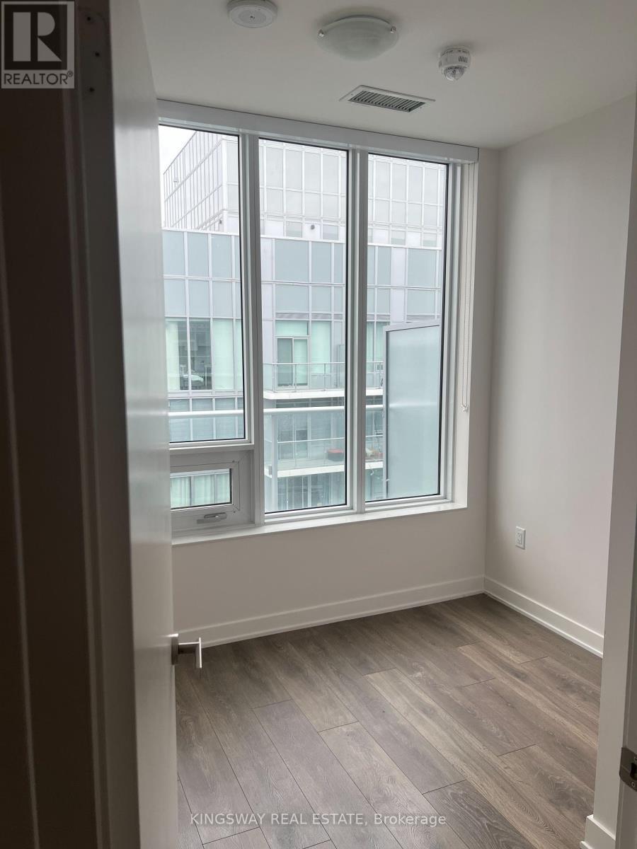 












PH12 - 195 REDPATH AVENUE

,
Toronto (Mount Pleasant West),




Ontario
M4P0E3

