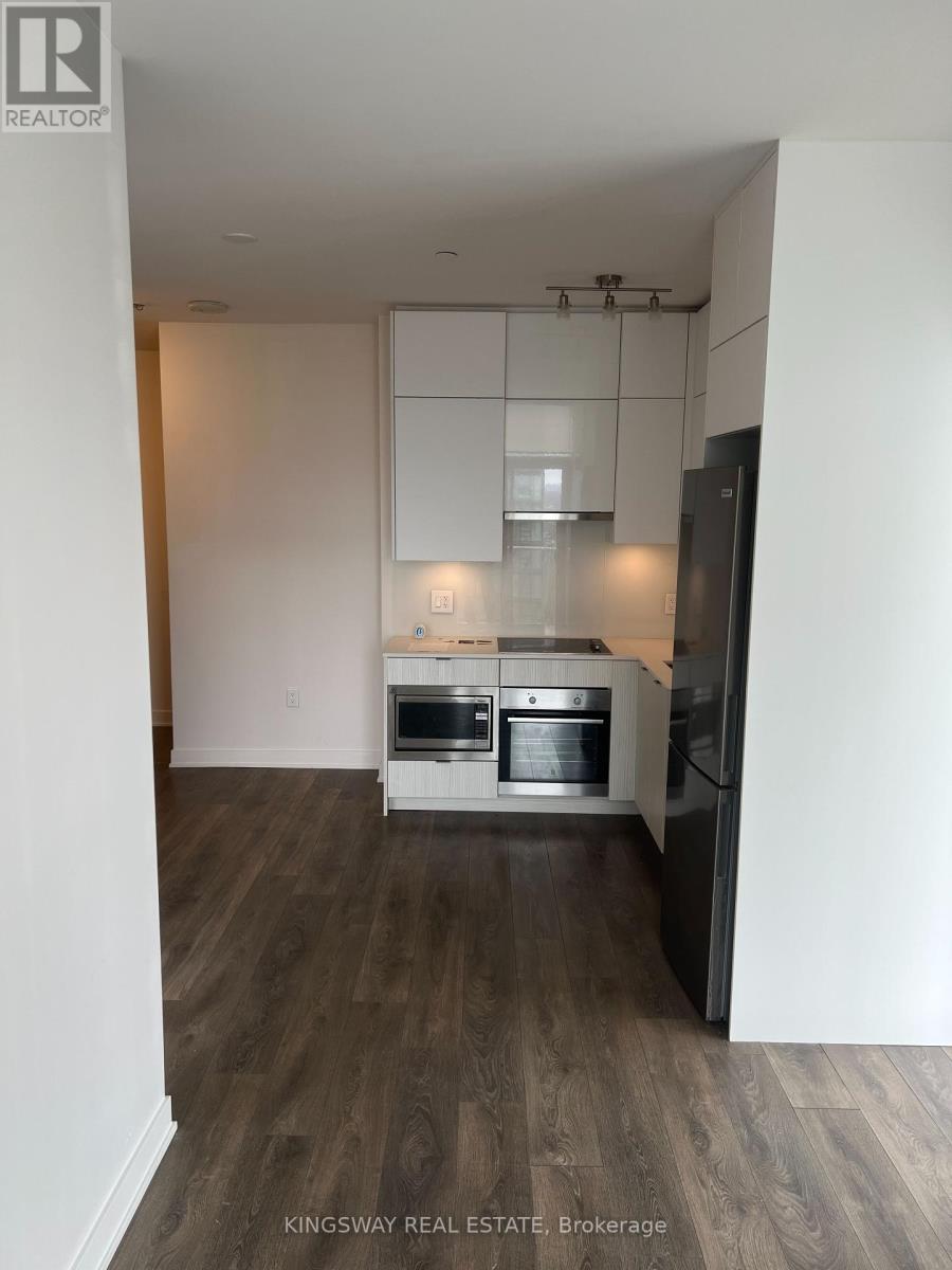 












PH12 - 195 REDPATH AVENUE

,
Toronto (Mount Pleasant West),




Ontario
M4P0E3

