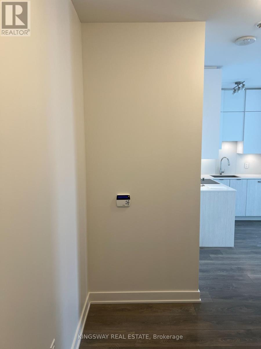 












PH12 - 195 REDPATH AVENUE

,
Toronto (Mount Pleasant West),




Ontario
M4P0E3

