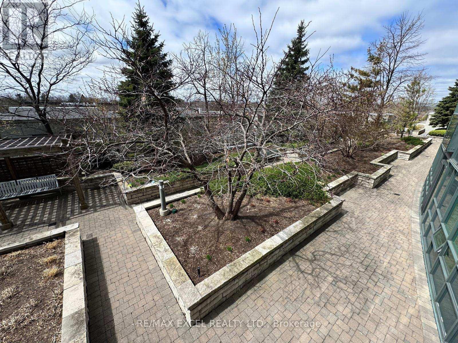 












428 - 25 GREENVIEW AVENUE

,
Toronto (Newtonbrook West),




Ontario
M2M0A5

