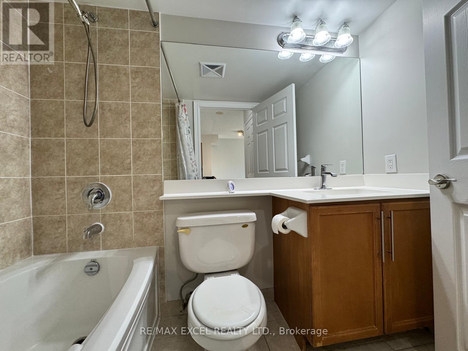 












428 - 25 GREENVIEW AVENUE

,
Toronto (Newtonbrook West),




Ontario
M2M0A5

