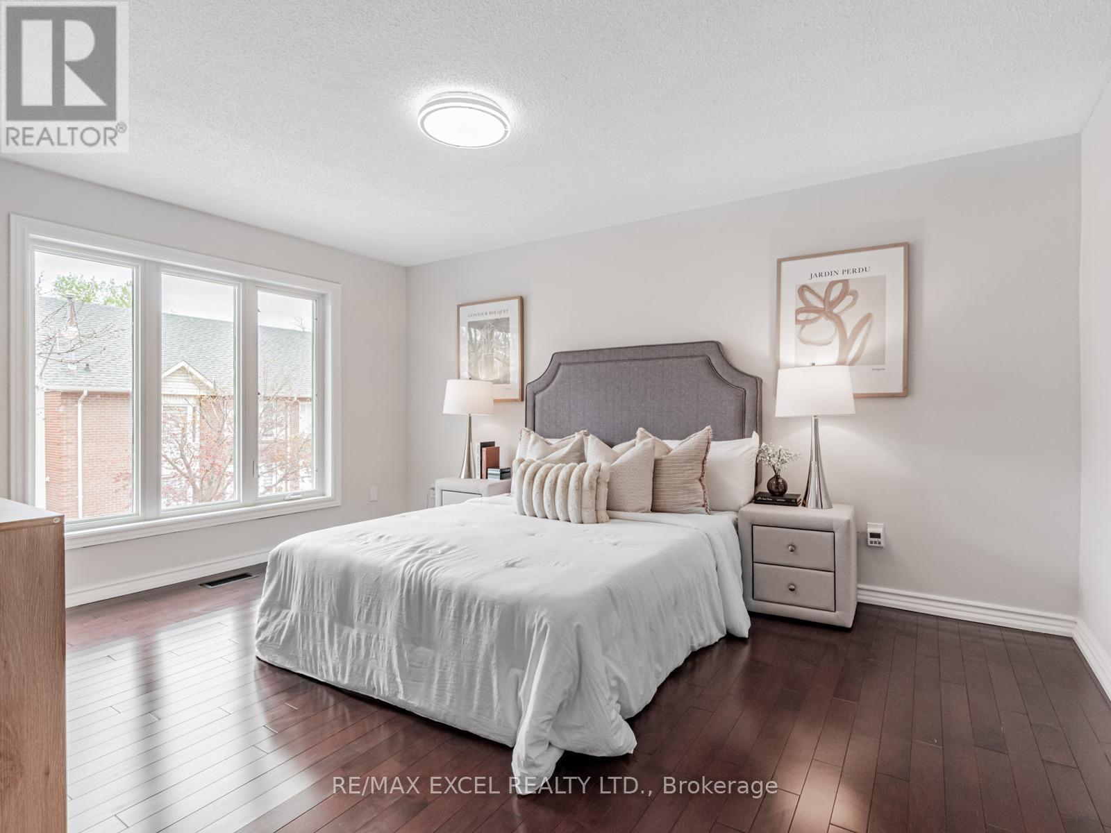 












39 PROTEA GARDENS

,
Toronto (Bayview Village),




Ontario
M2K2W5

