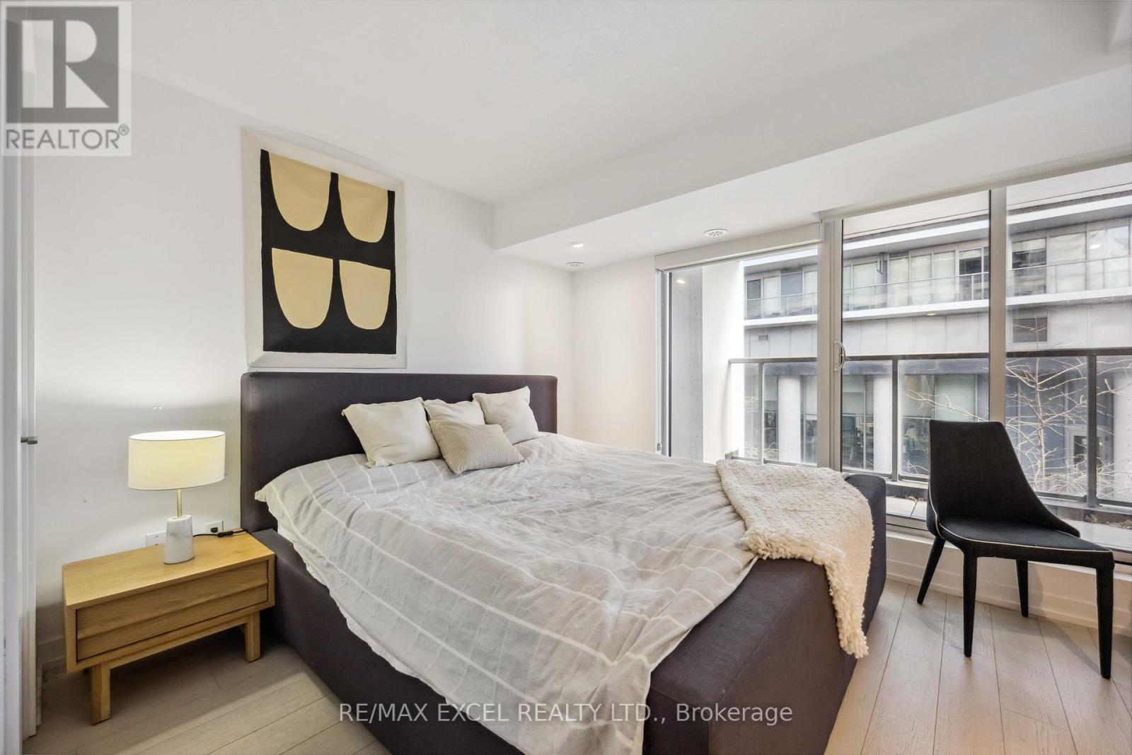 












TH10 - 113 MCMAHON DRIVE

,
Toronto (Bayview Village),




Ontario
M2K0E5

