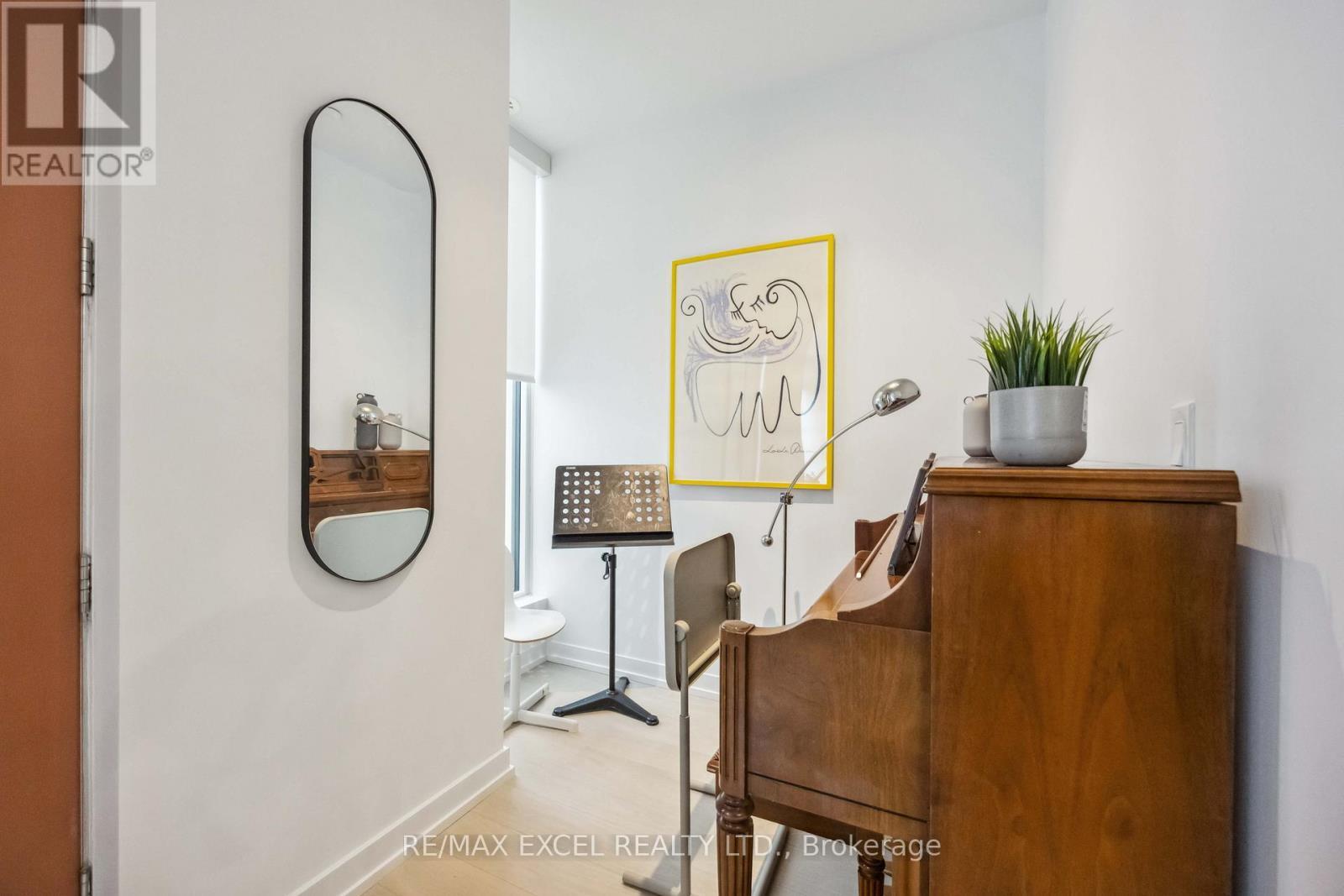 












TH10 - 113 MCMAHON DRIVE

,
Toronto (Bayview Village),




Ontario
M2K0E5

