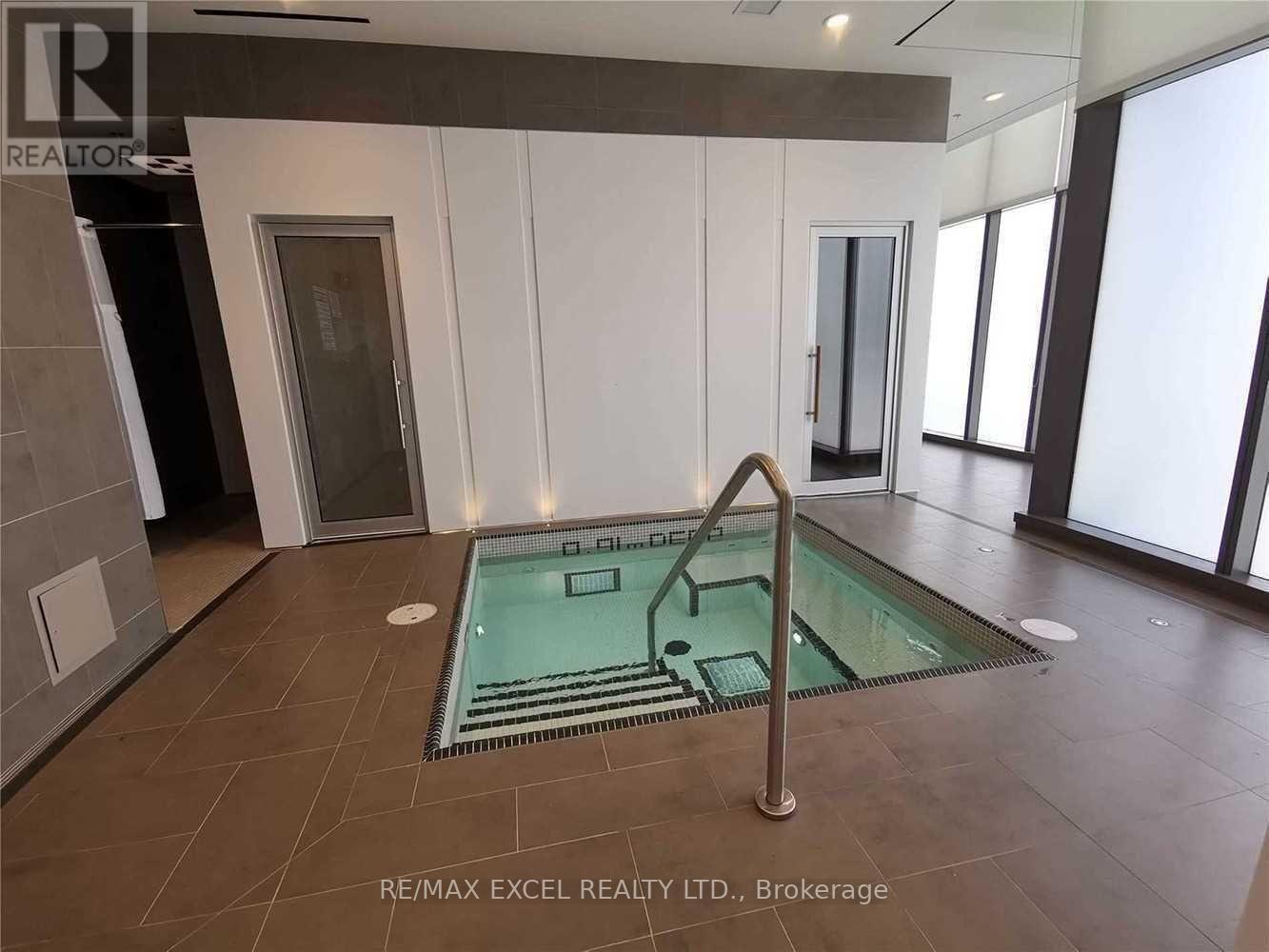 












204 - 12 BONNYCASTLE STREET

,
Toronto (Waterfront Communities),




Ontario
M5A3T7

