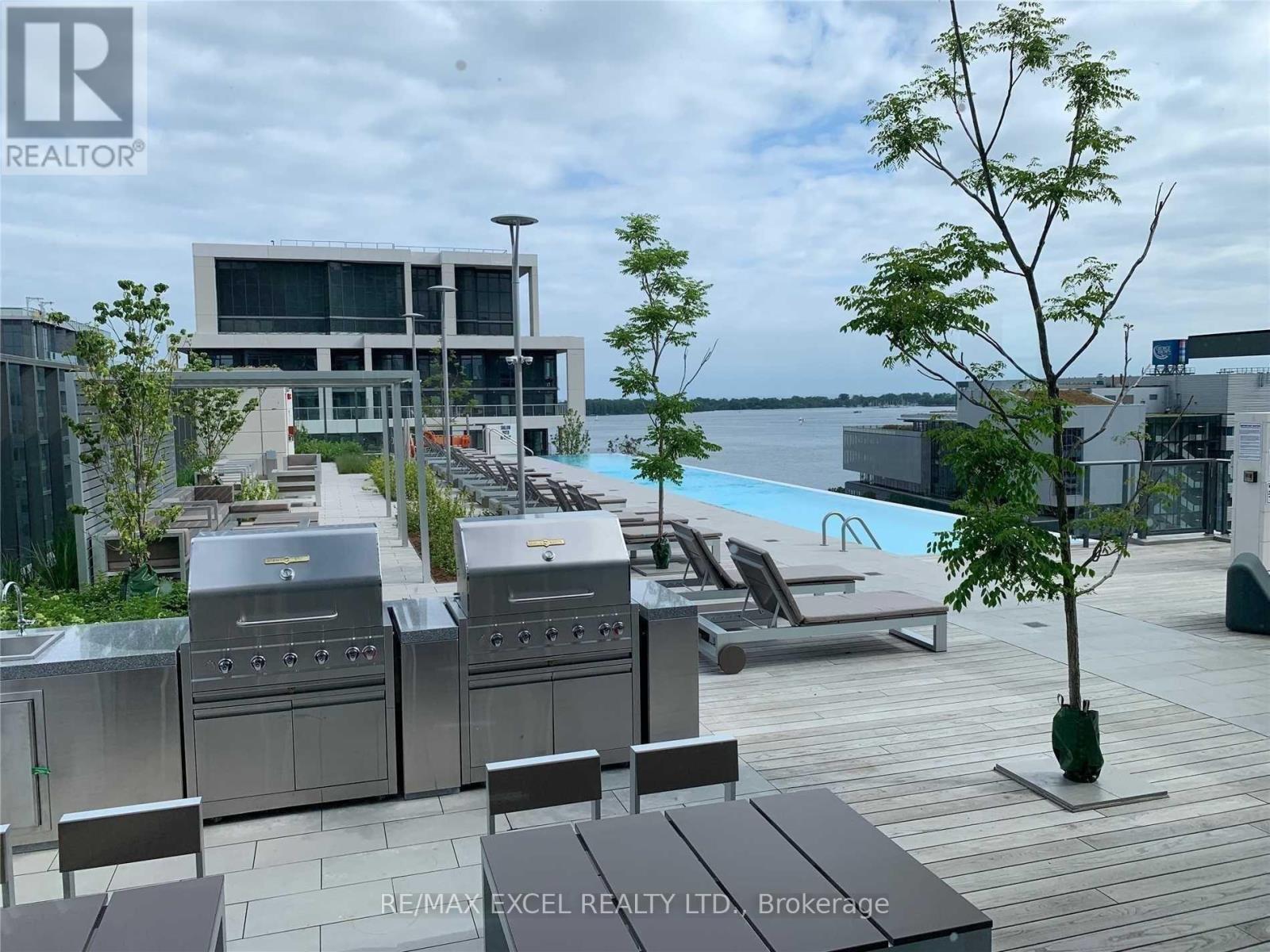 












204 - 12 BONNYCASTLE STREET

,
Toronto (Waterfront Communities),




Ontario
M5A3T7

