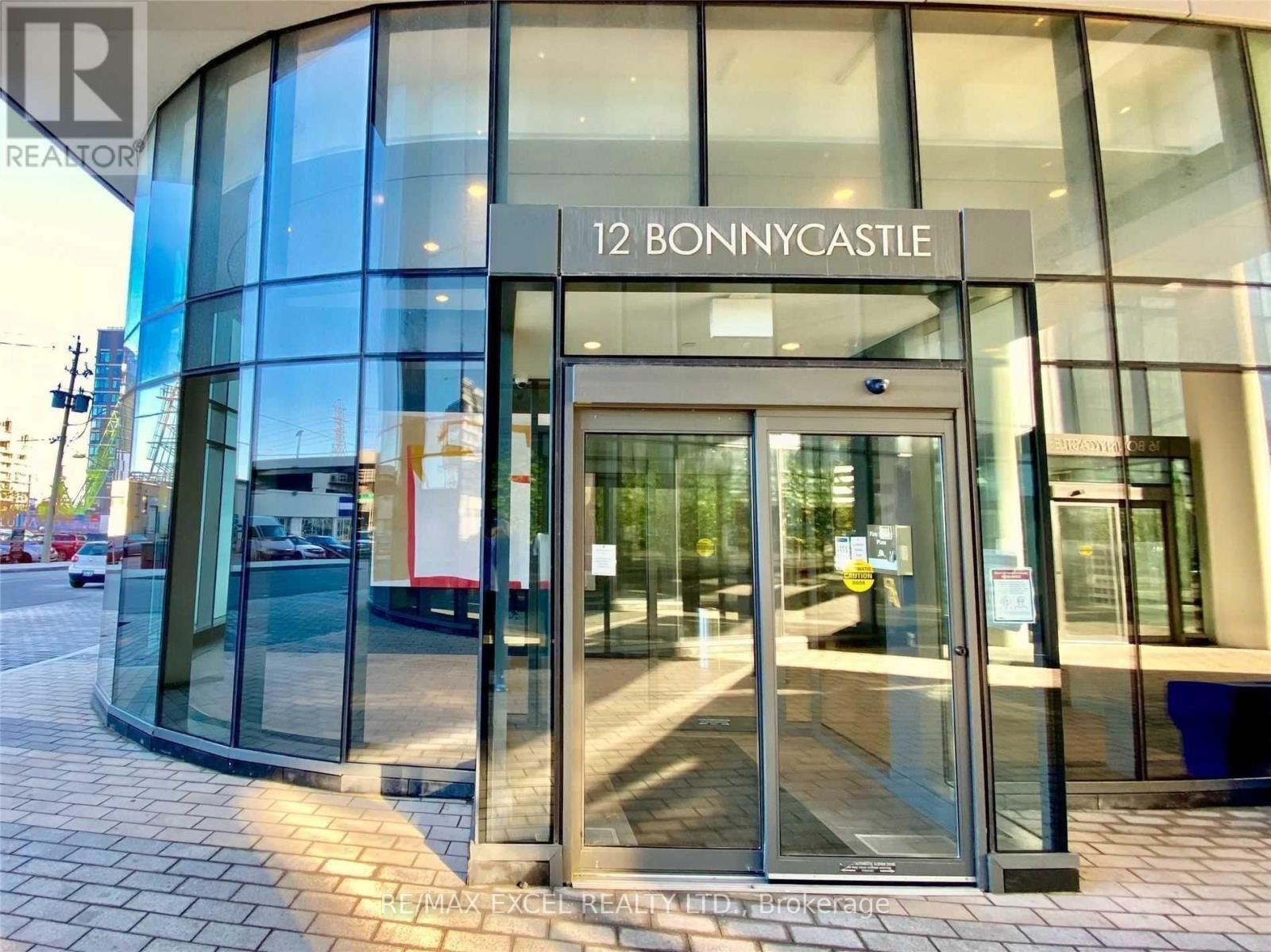 












204 - 12 BONNYCASTLE STREET

,
Toronto (Waterfront Communities),




Ontario
M5A3T7


