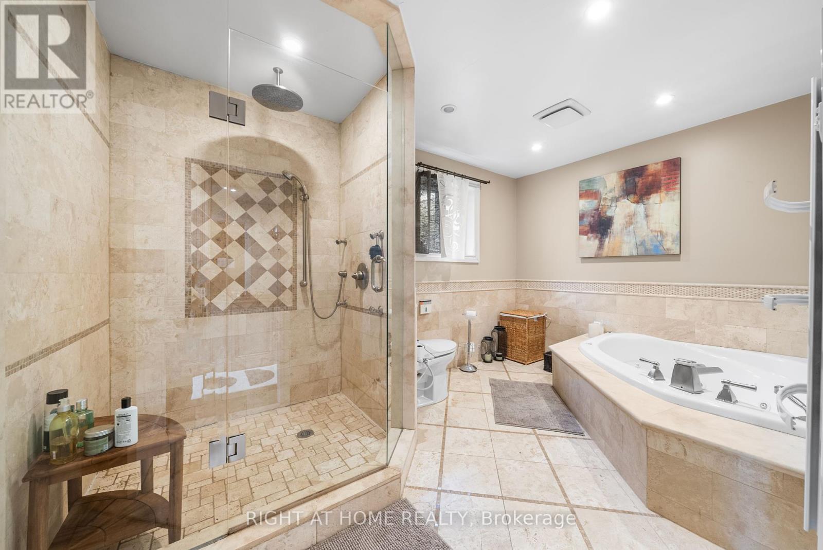 












40 HEATHVIEW AVENUE

,
Toronto (Bayview Village),




Ontario
M2K2C1

