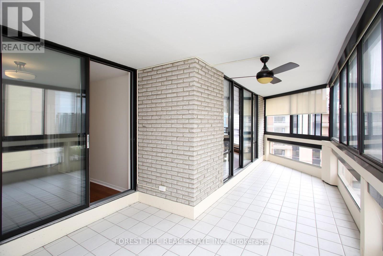 












1601 - 240 HEATH STREET W

,
Toronto (Forest Hill South),




Ontario
M5P3L5

