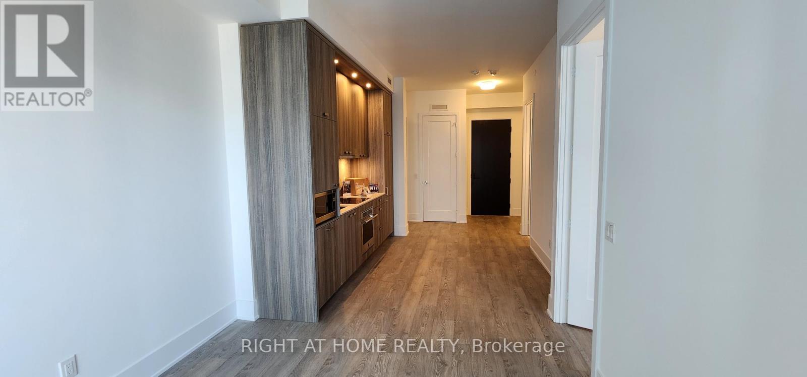 












3407 - 470 FRONT ST STREET W

,
Toronto (Waterfront Communities),




Ontario
M5V0V6

