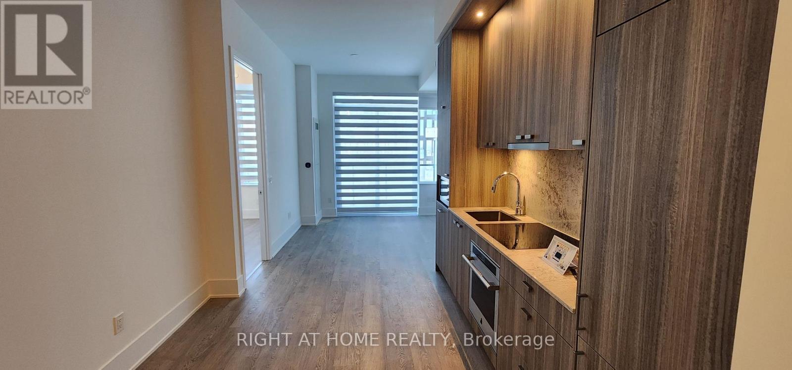 












3407 - 470 FRONT ST STREET W

,
Toronto (Waterfront Communities),




Ontario
M5V0V6

