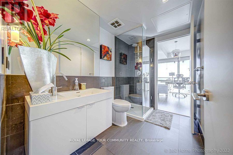 












3606 - 70 DISTILLERY LANE

,
Toronto (Waterfront Communities),




Ontario
M5A0E3

