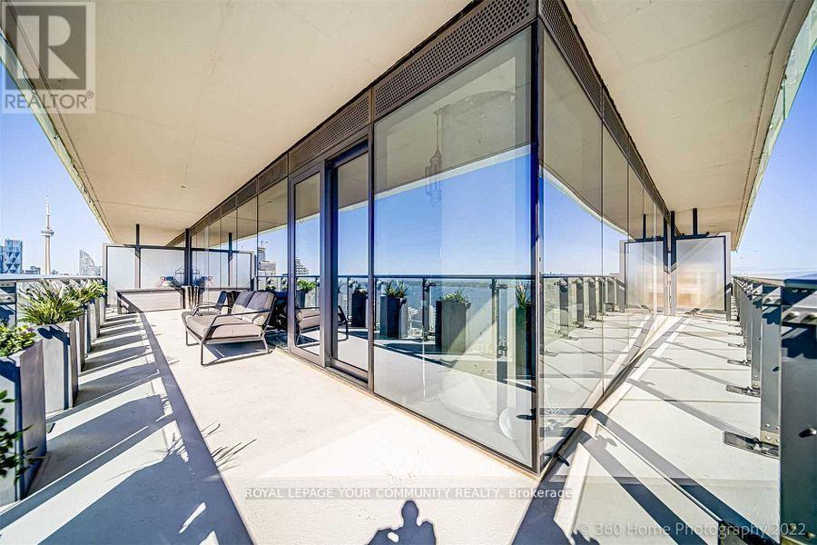 












3606 - 70 DISTILLERY LANE

,
Toronto (Waterfront Communities),




Ontario
M5A0E3

