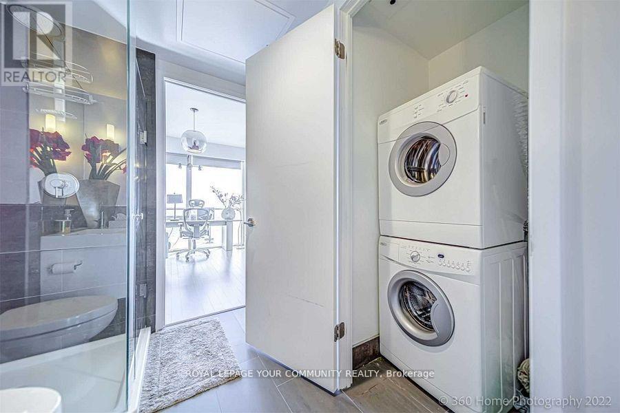 












3606 - 70 DISTILLERY LANE

,
Toronto (Waterfront Communities),




Ontario
M5A0E3


