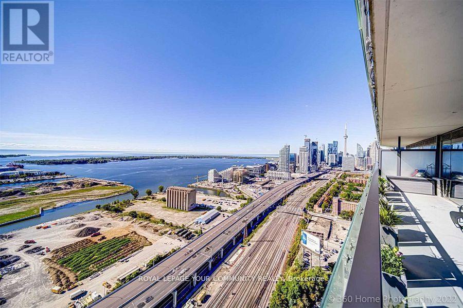 












3606 - 70 DISTILLERY LANE

,
Toronto (Waterfront Communities),




Ontario
M5A0E3

