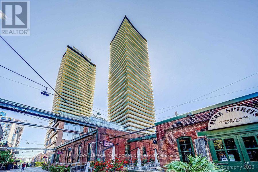 












3606 - 70 DISTILLERY LANE

,
Toronto (Waterfront Communities),




Ontario
M5A0E3

